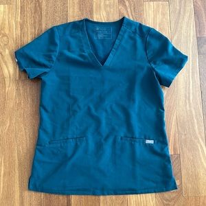 FIGS scrub top size Small PO 1617